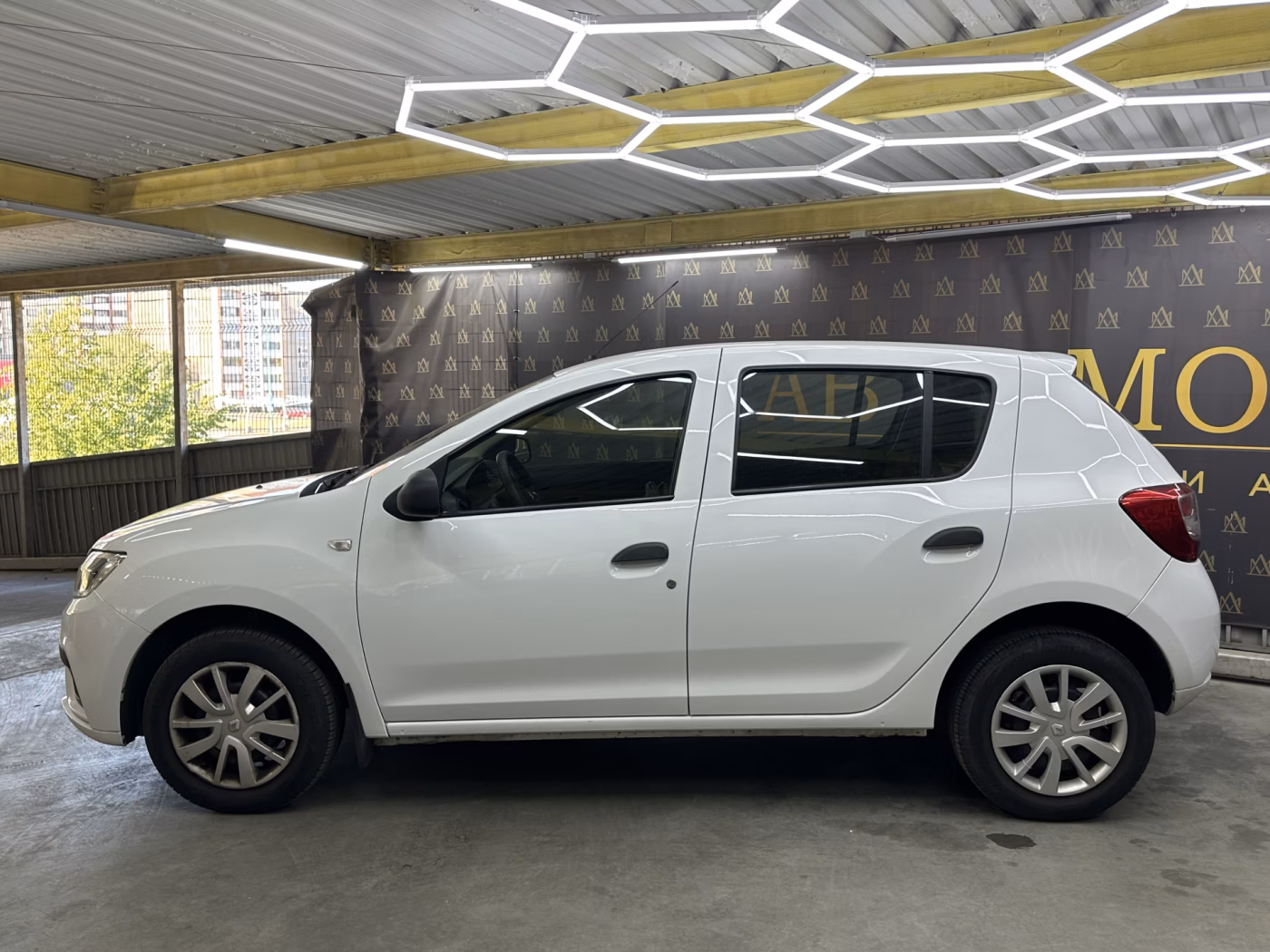 Renault Sandero фото 5