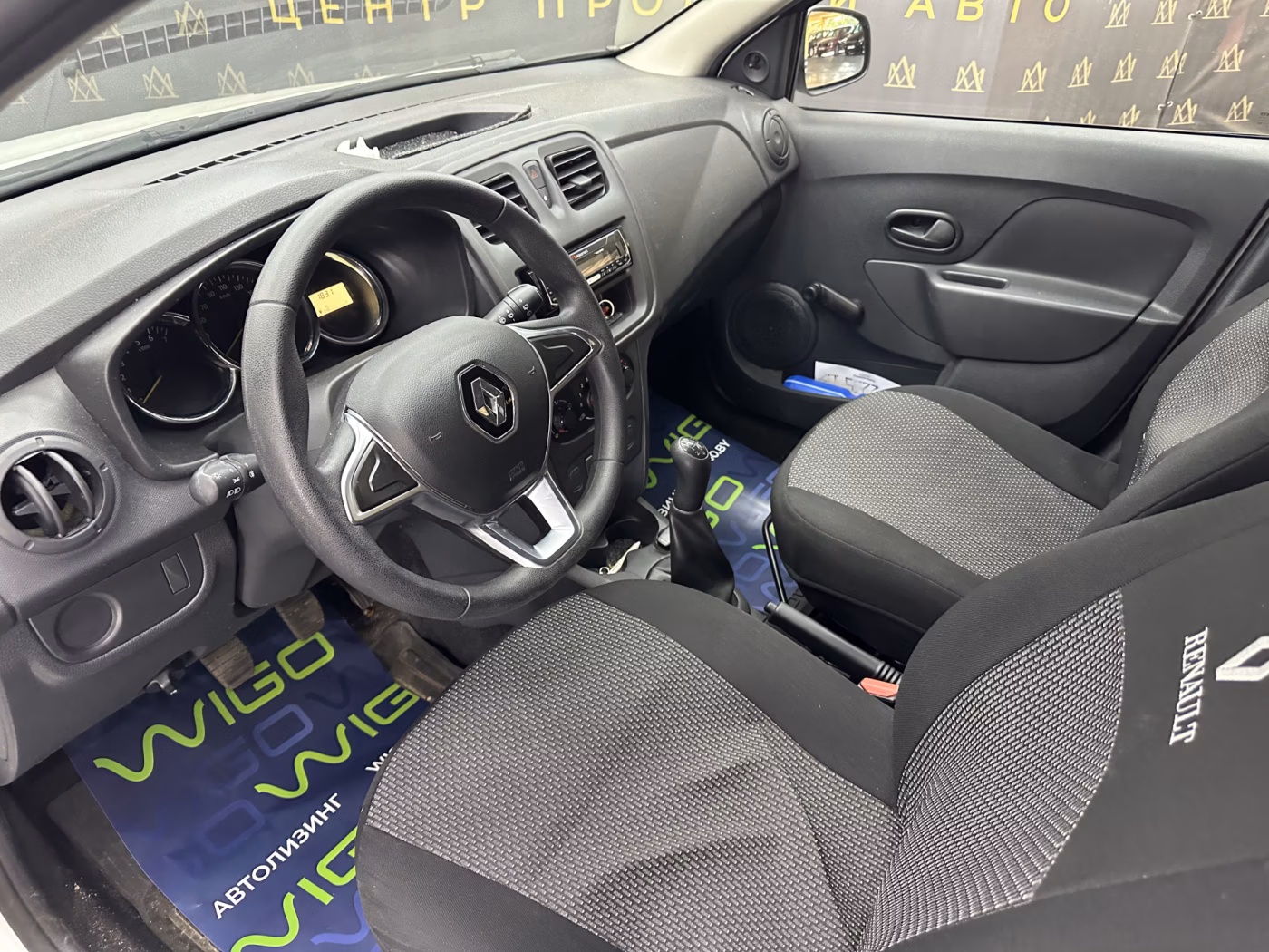 Renault Sandero фото 18