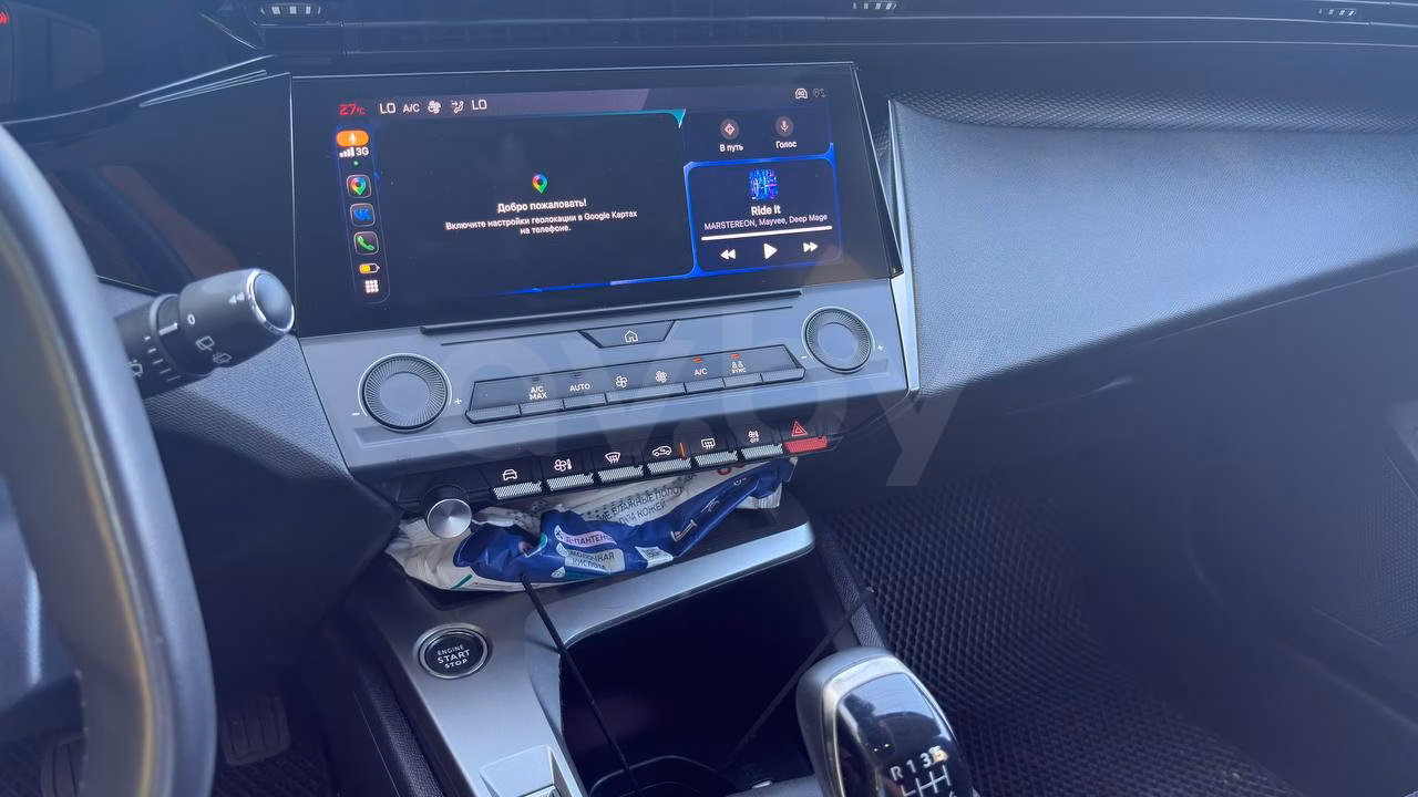 Peugeot 308 фото 7