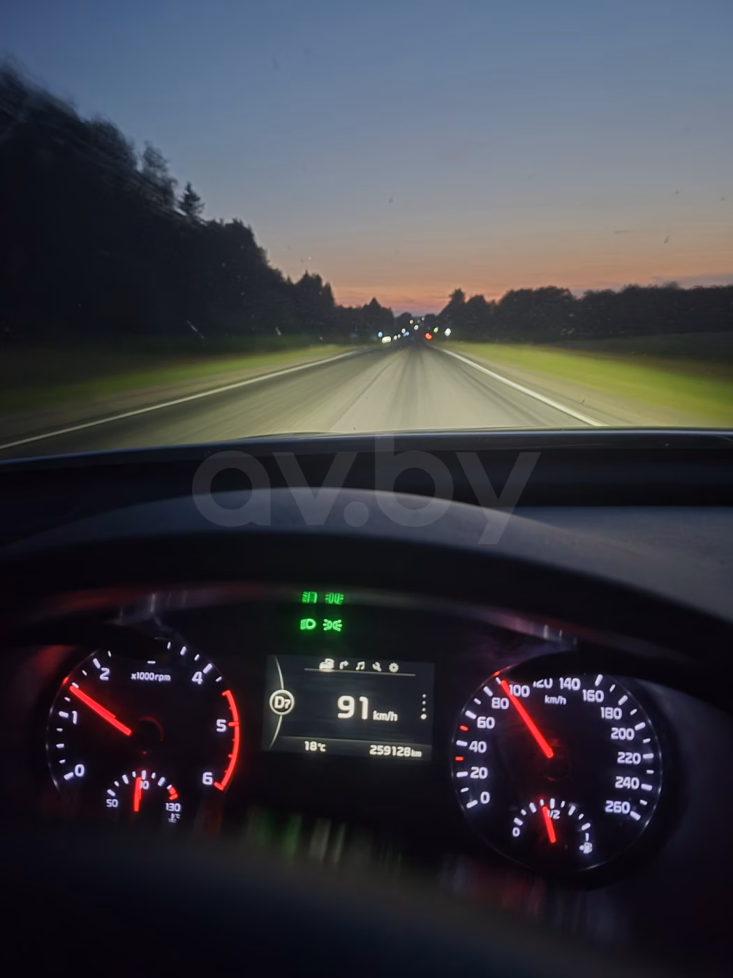 Kia K5 фото 5