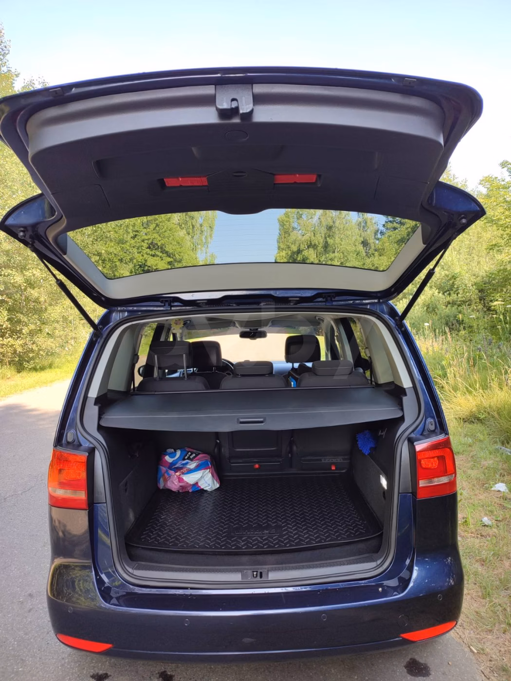 Volkswagen Touran фото 11
