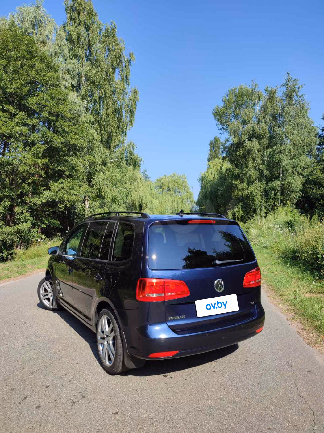Volkswagen Touran фото 9