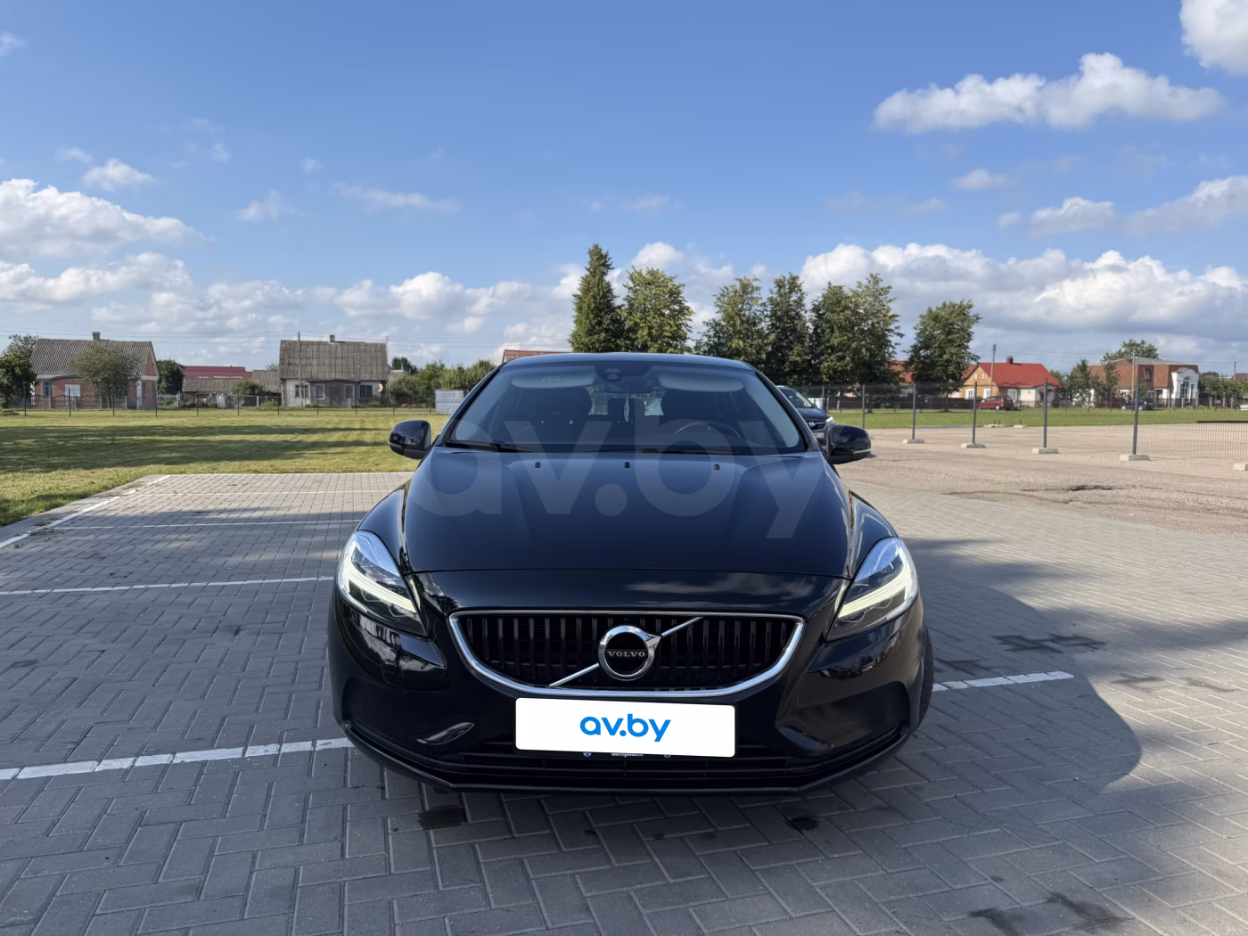 Volvo V40 фото 3
