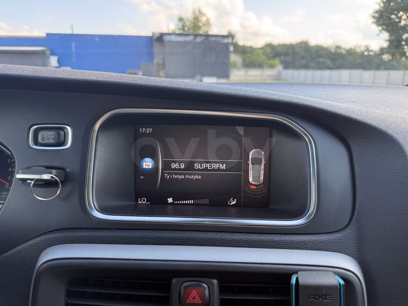Volvo V40 фото 12