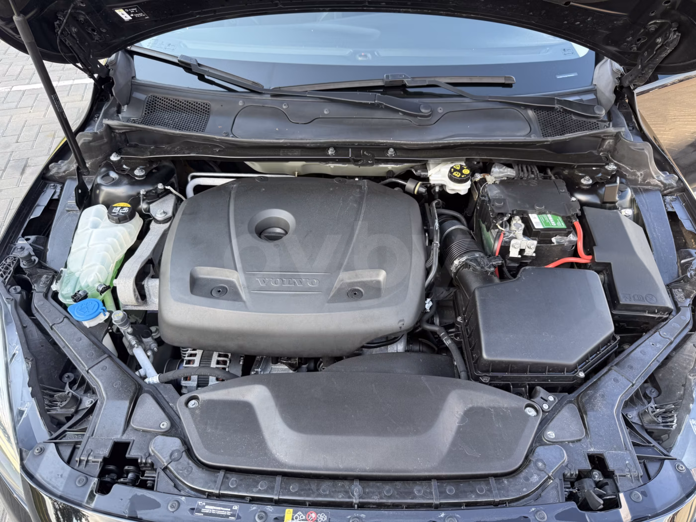 Volvo V40 фото 21