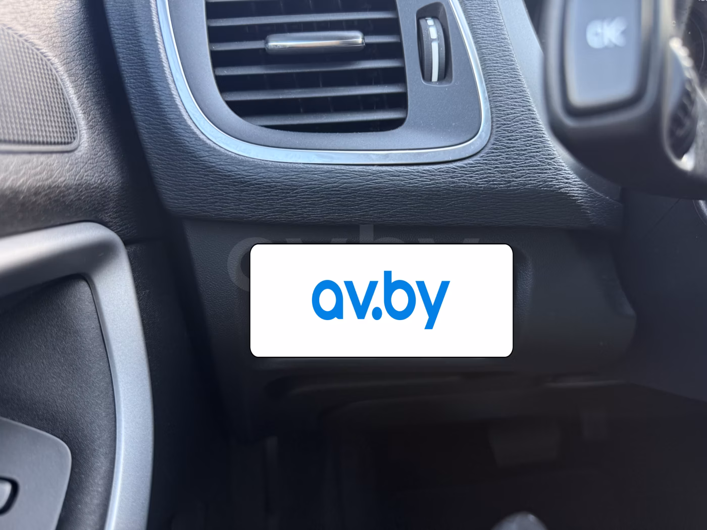 Volvo V40 фото 18