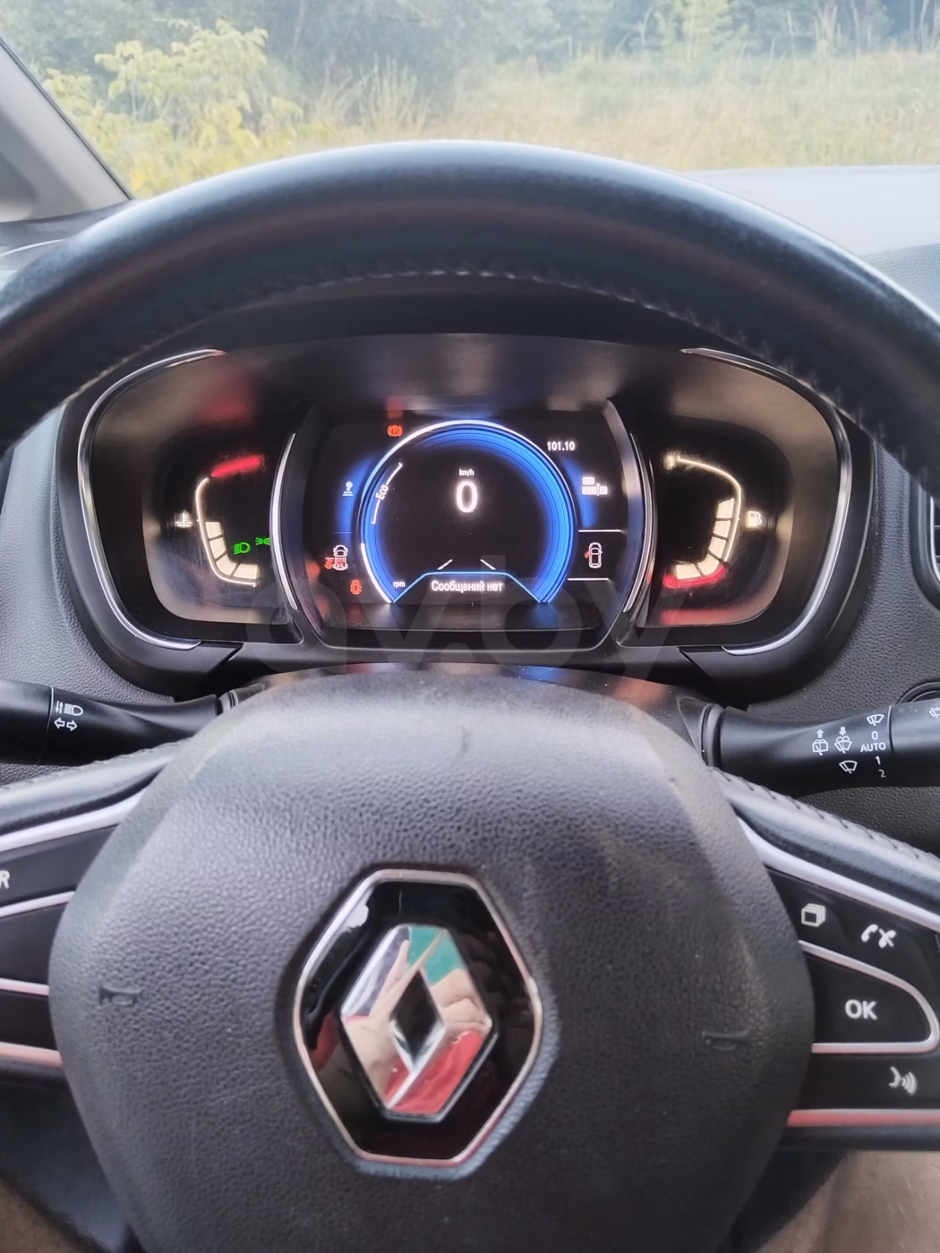 Renault Grand Scenic фото 15