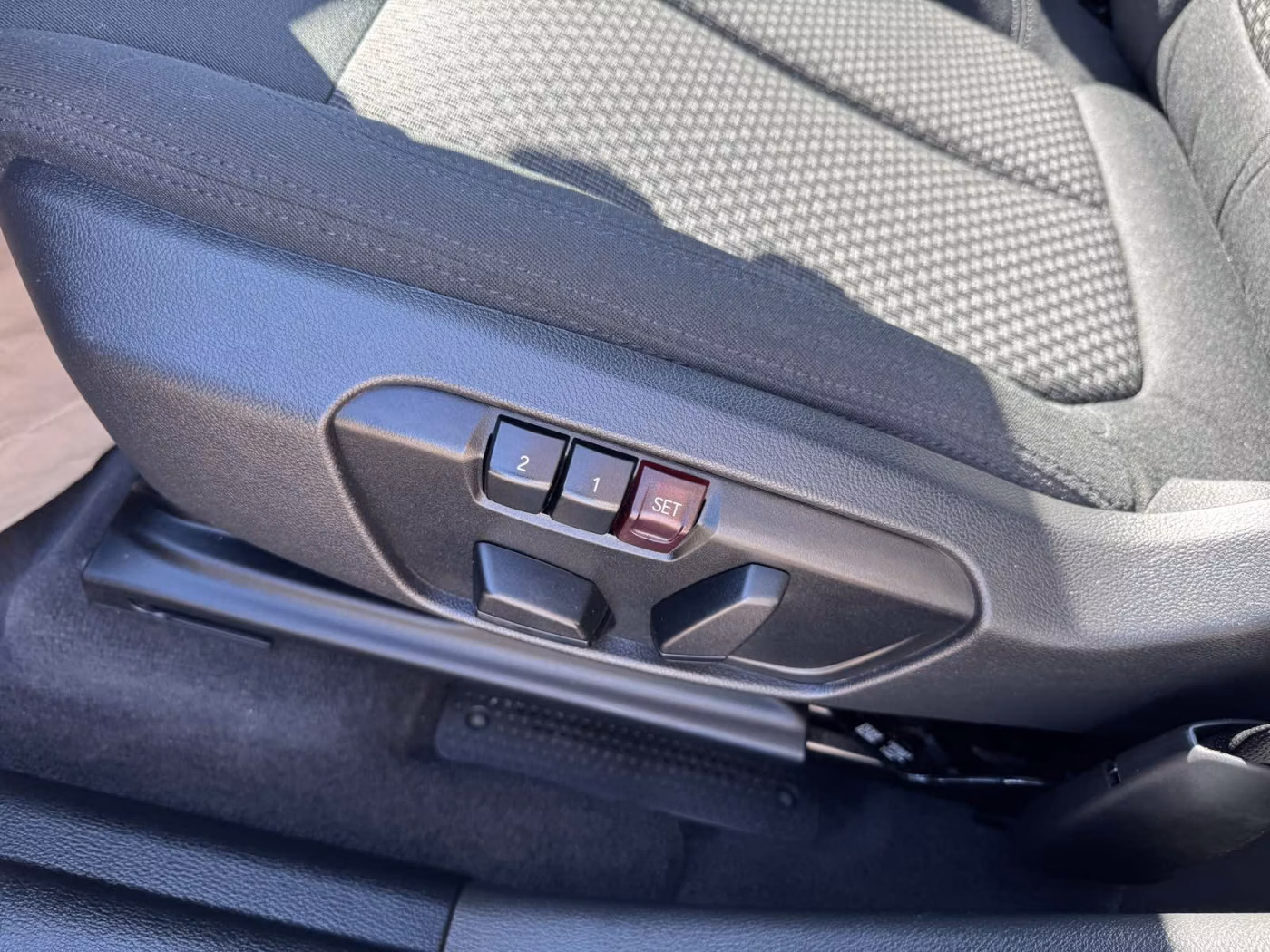 BMW X1 фото 14