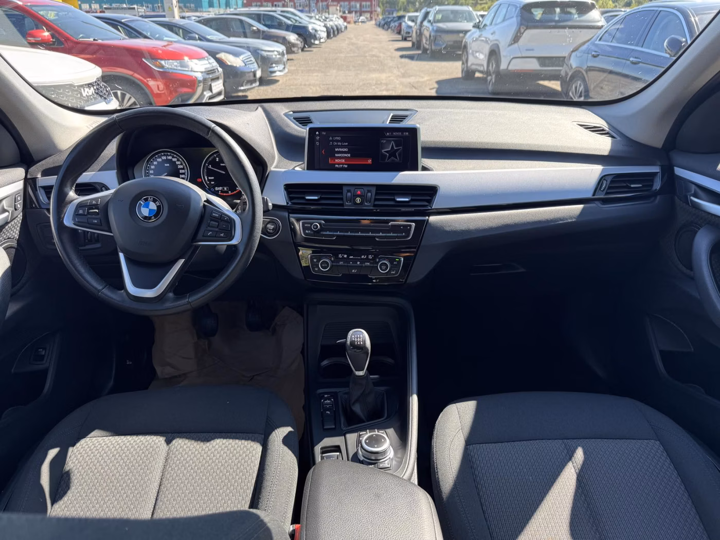 BMW X1 фото 12