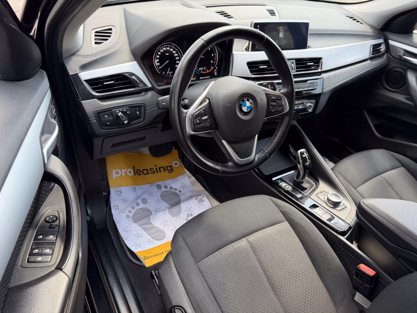 BMW X2 фото 9