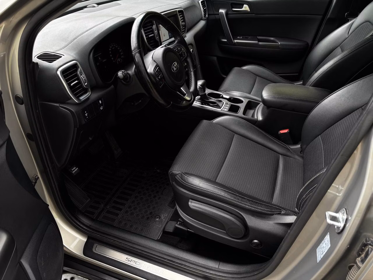 Kia Sportage фото 18