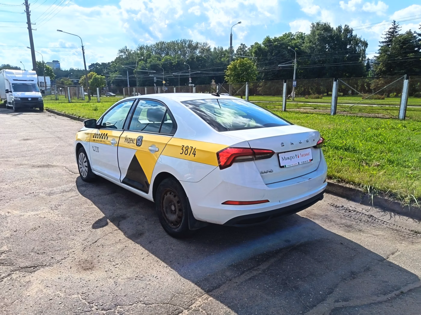 Skoda Rapid фото 4