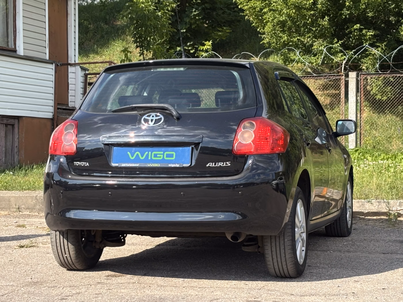 Toyota Auris фото 7