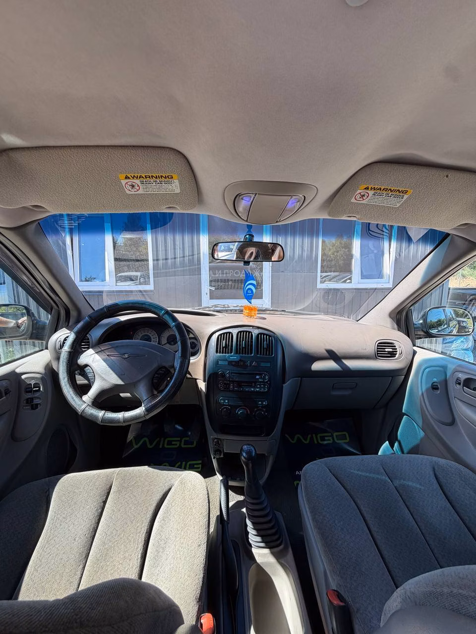 Chrysler Voyager фото 9