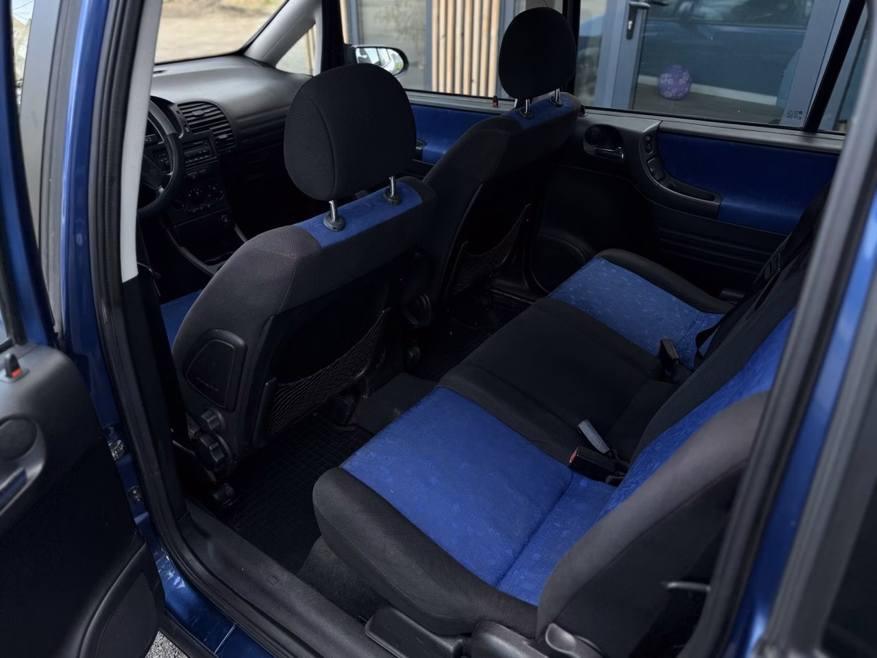 Opel Zafira фото 12