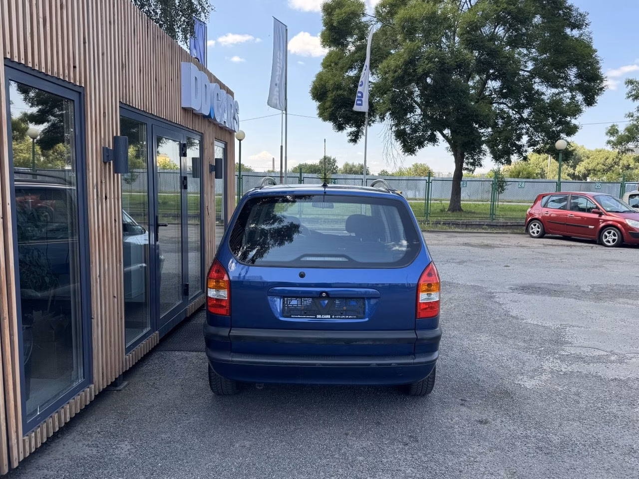 Opel Zafira фото 3