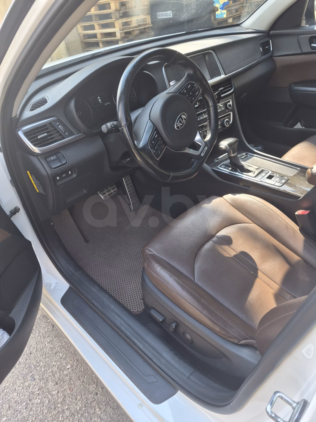 Kia K5 фото 8