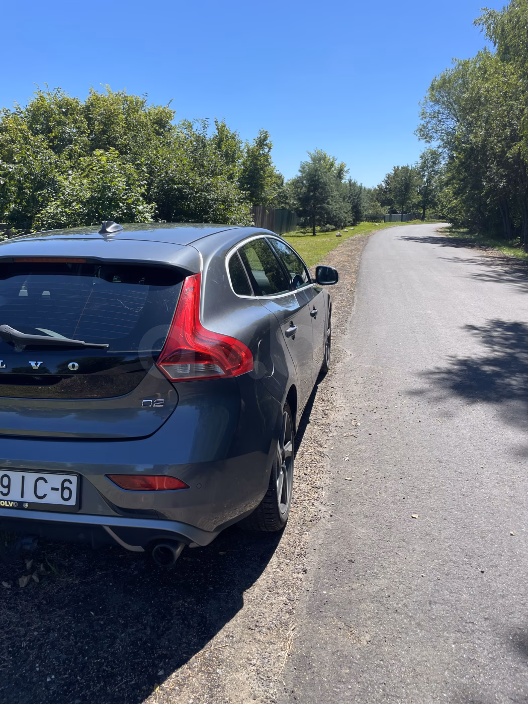 Volvo V40 фото 3