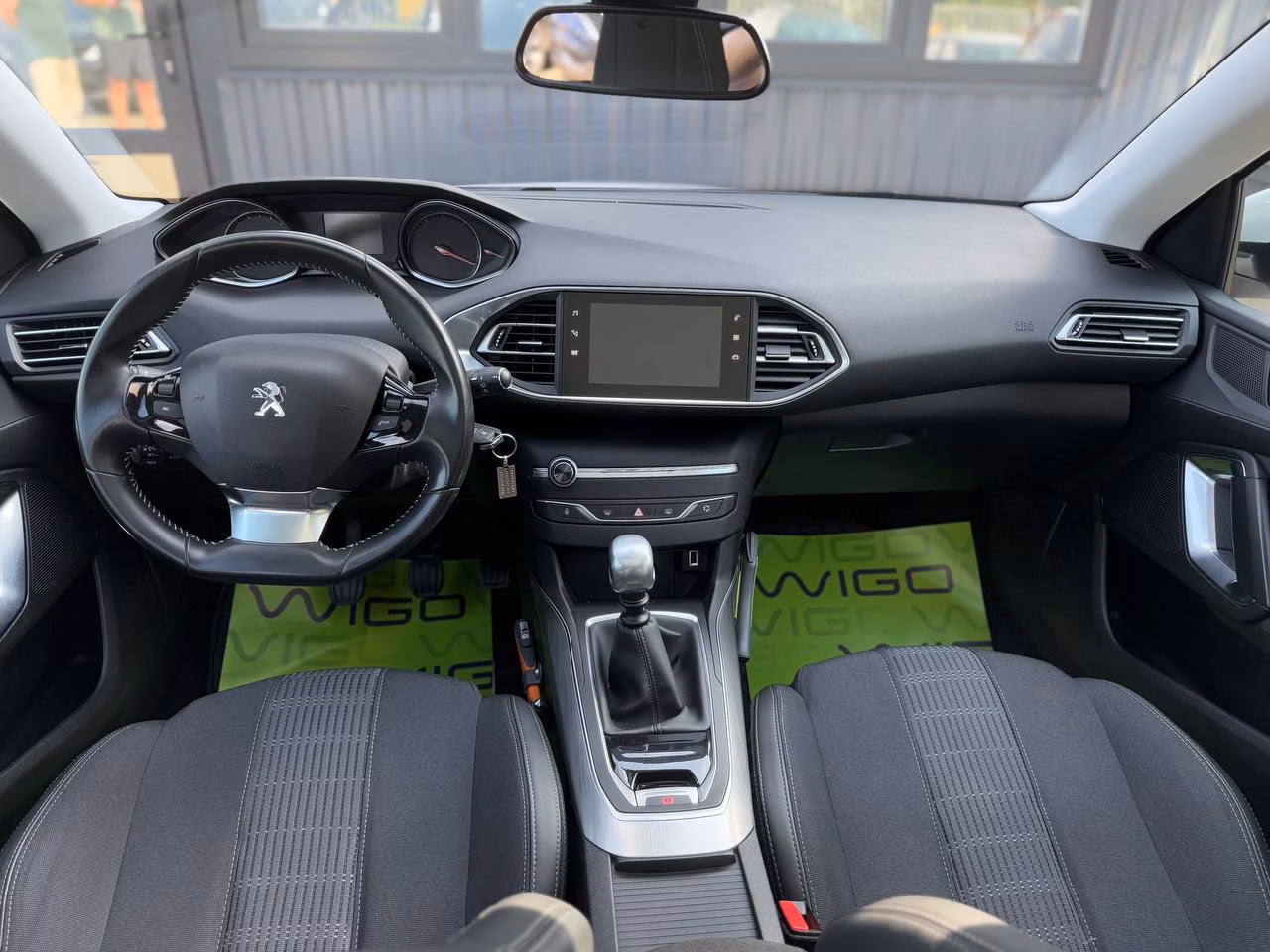 Peugeot 308 фото 14
