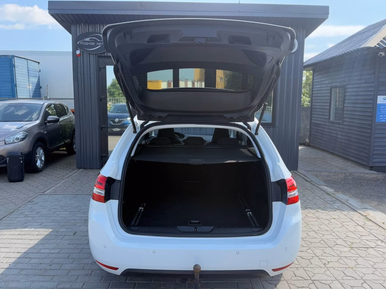 Peugeot 308 фото 7