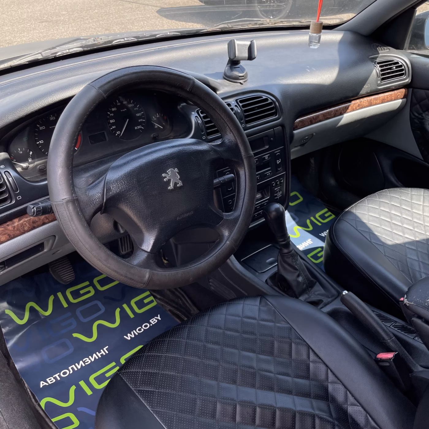 Peugeot 406 фото 7