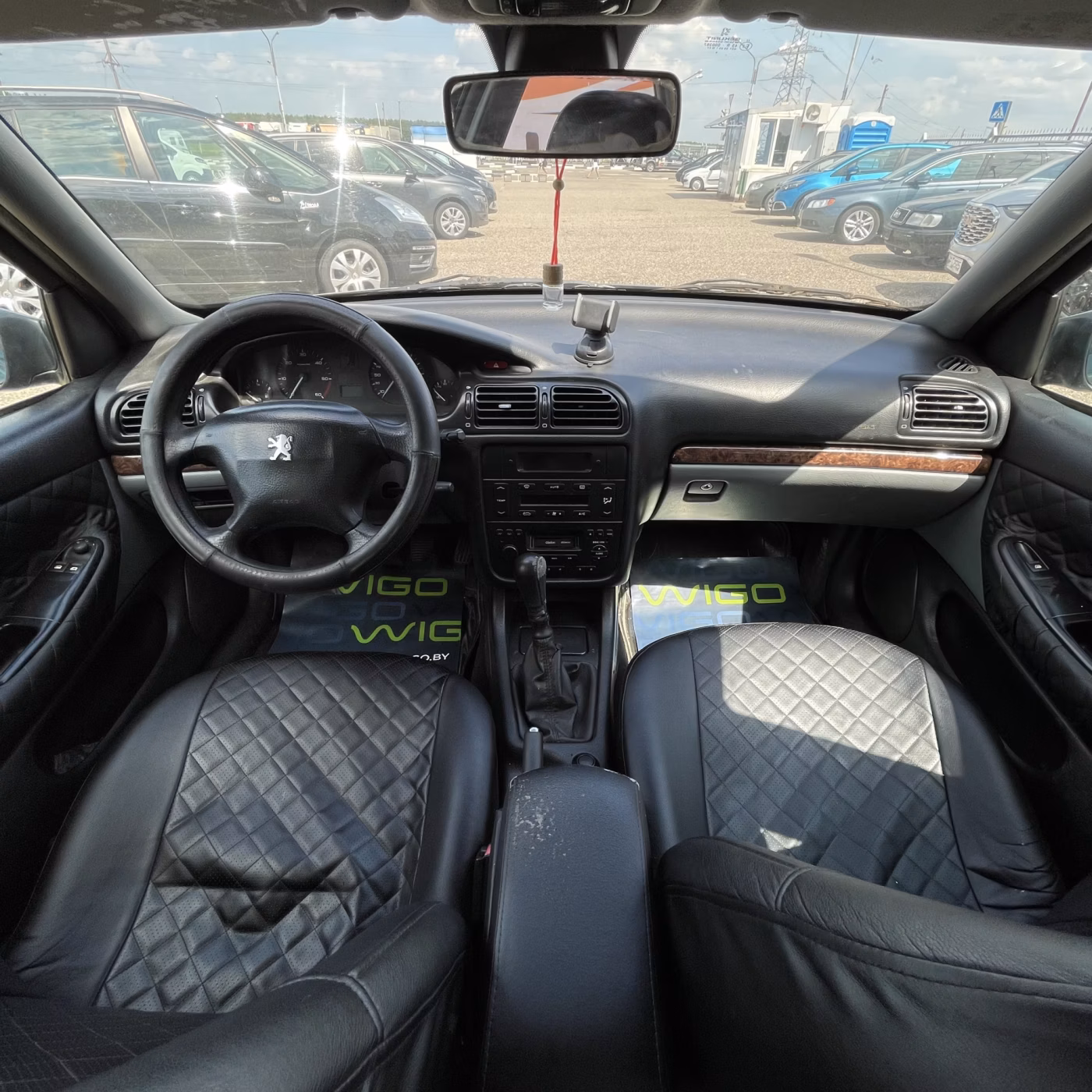 Peugeot 406 фото 9