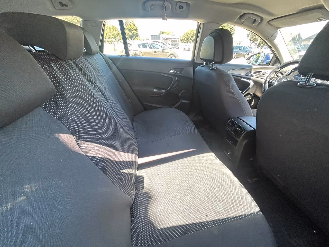 Opel Insignia фото 8
