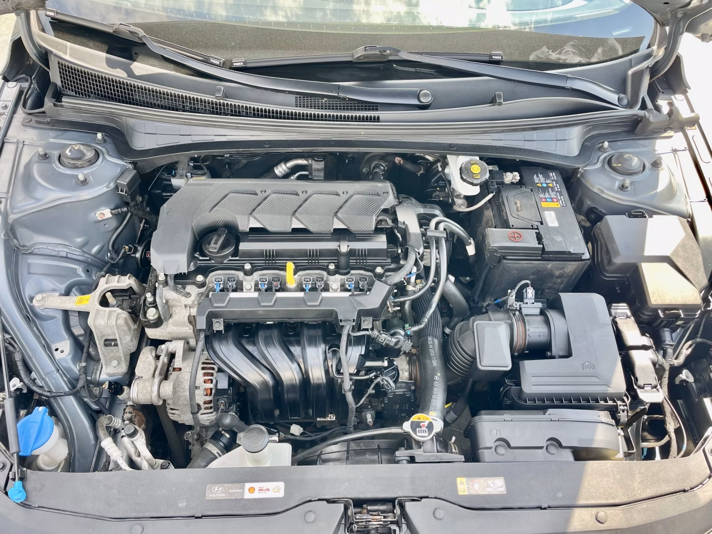 Hyundai Elantra фото 30