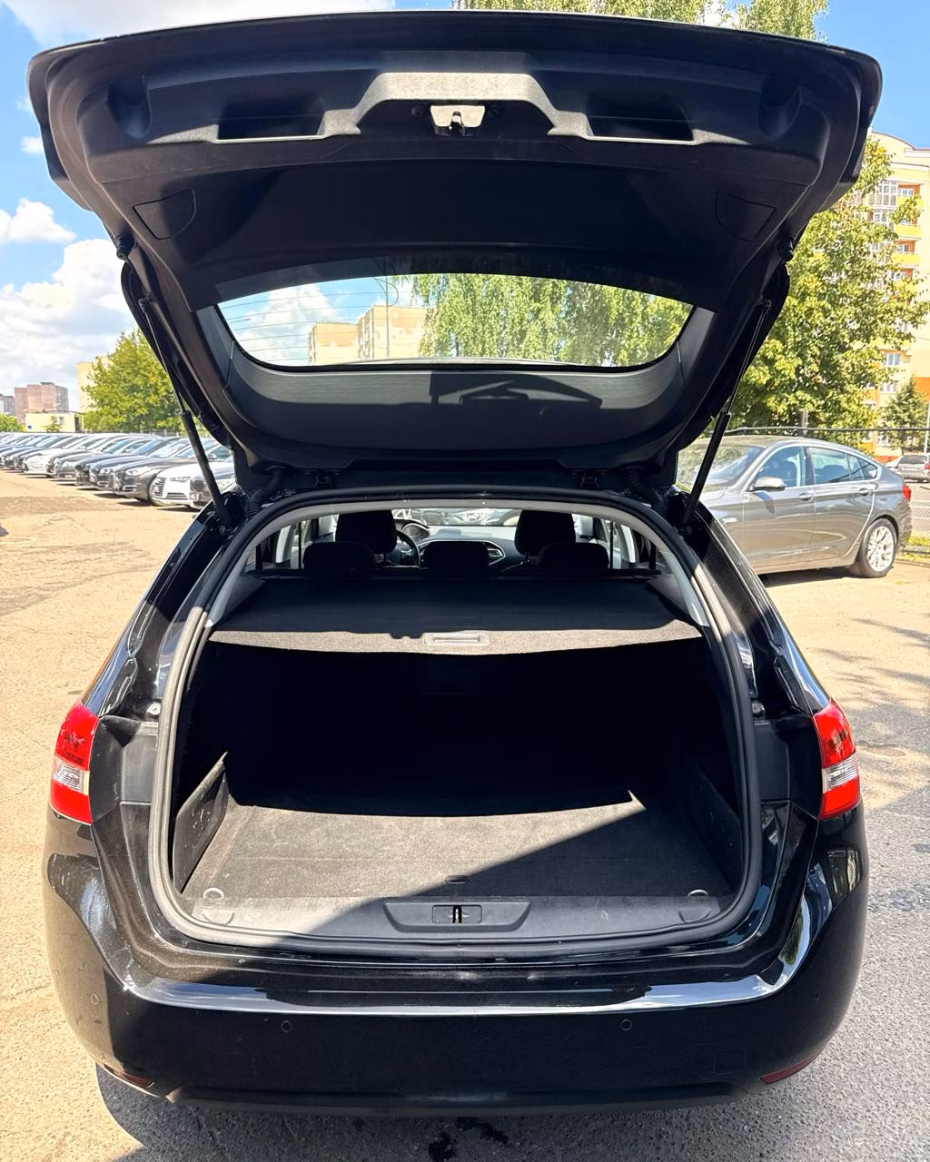 Peugeot 308 фото 15