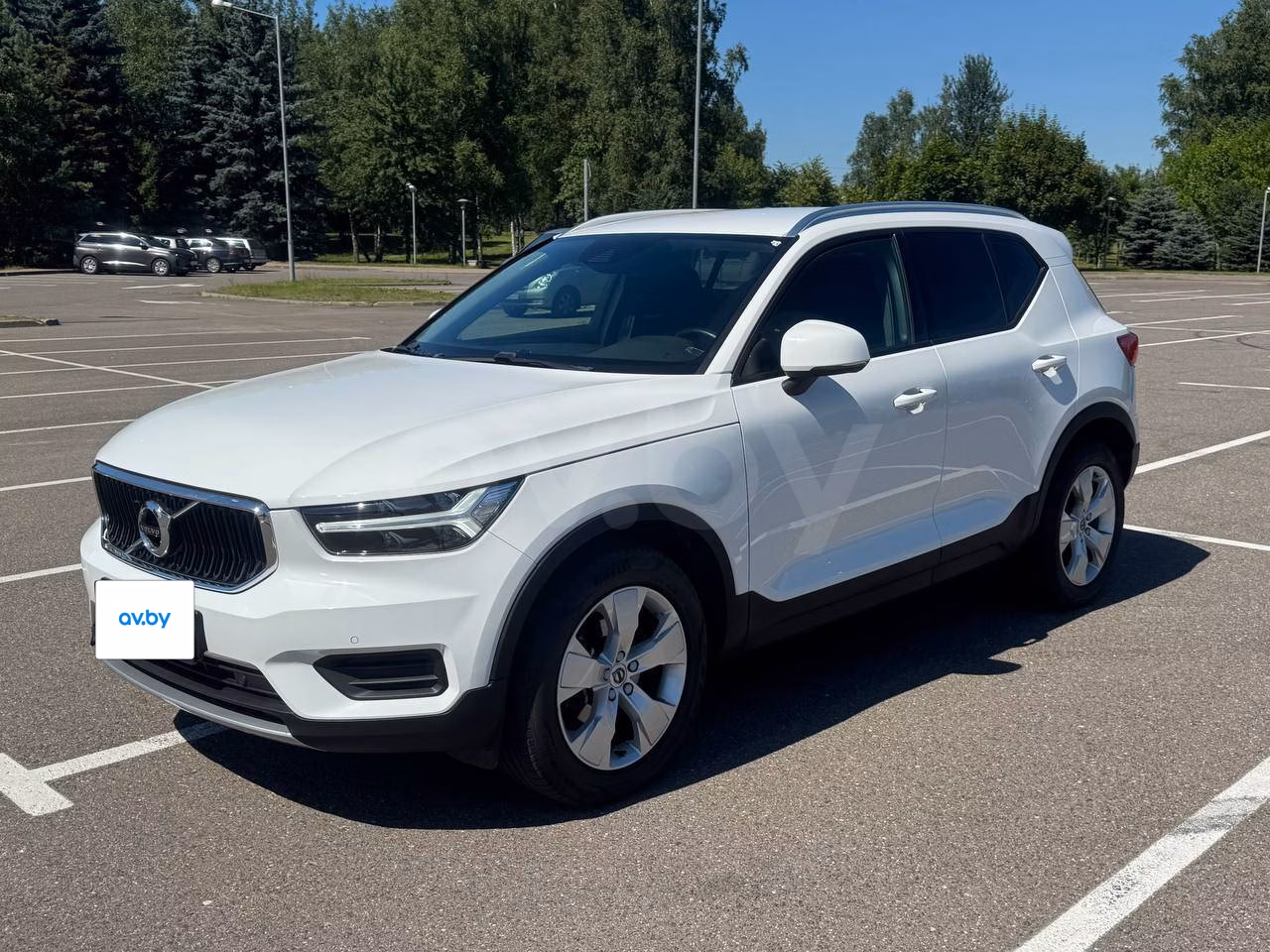 Volvo XC40 фото 3