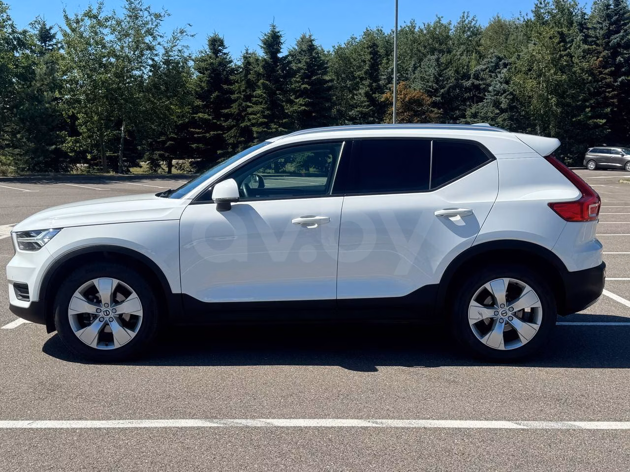 Volvo XC40 фото 5