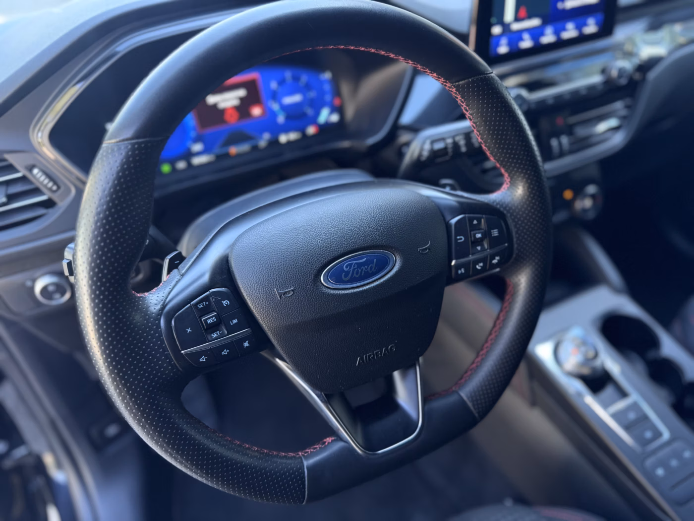 Ford Kuga фото 14
