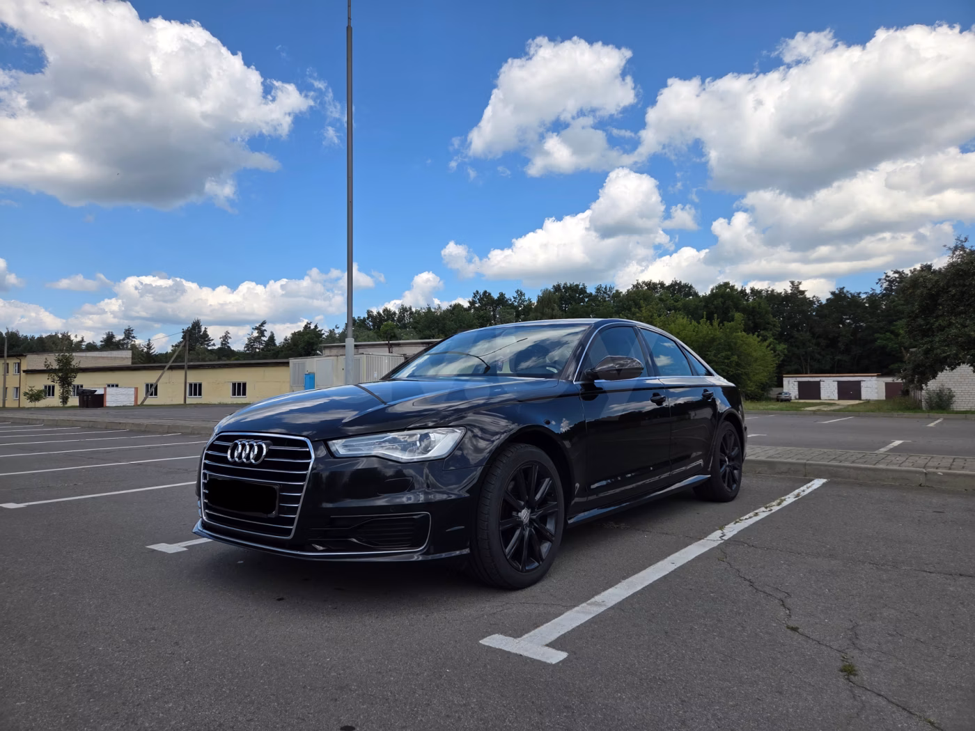 Audi A6 фото 7