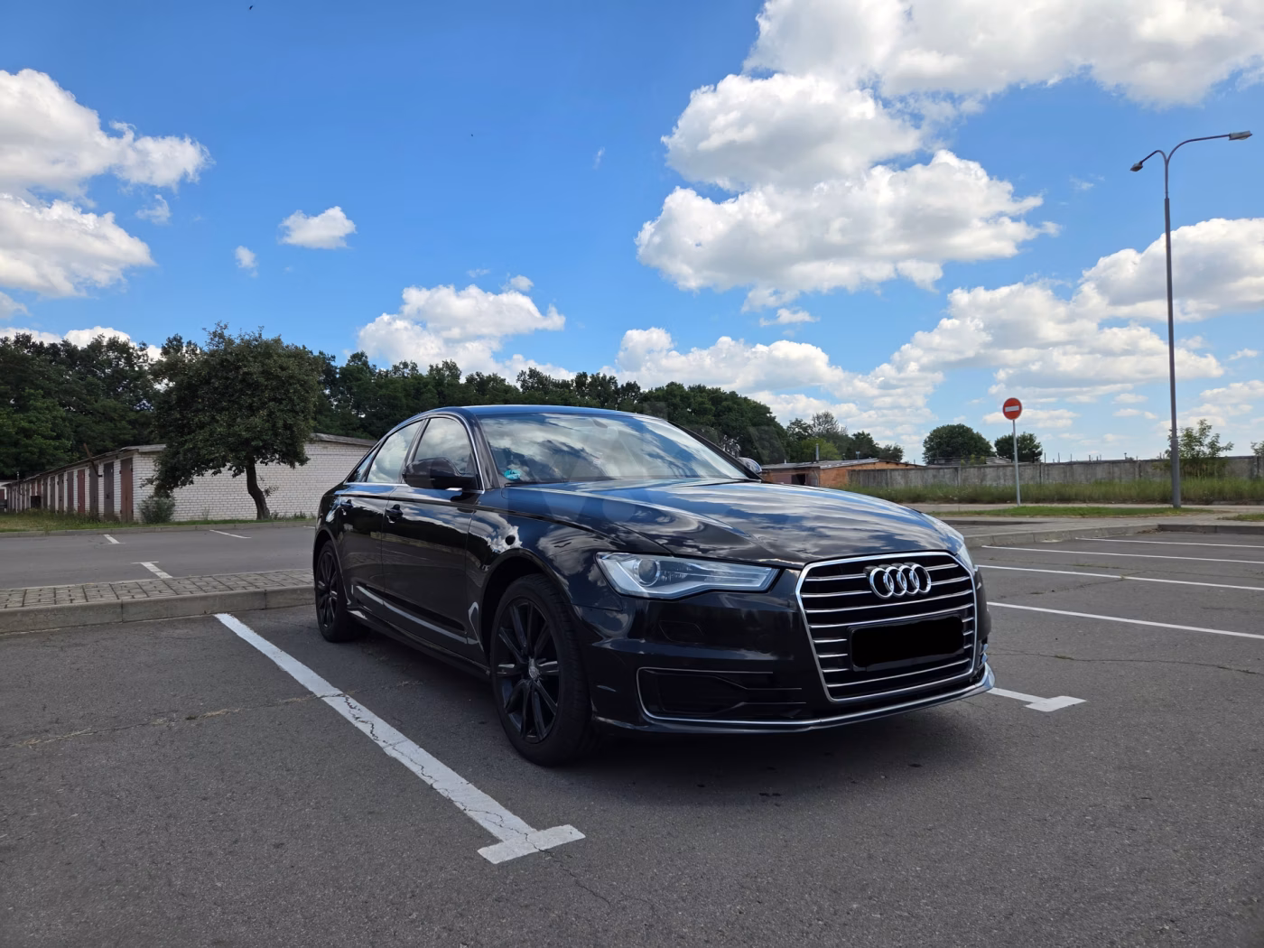 Audi A6 фото 2