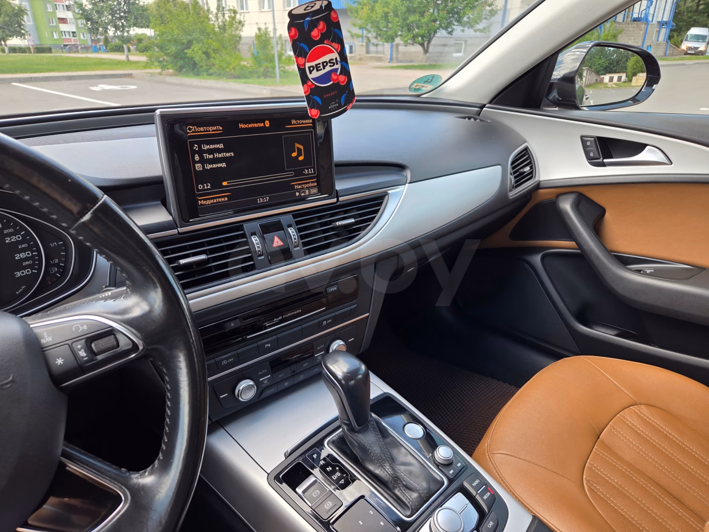 Audi A6 фото 13