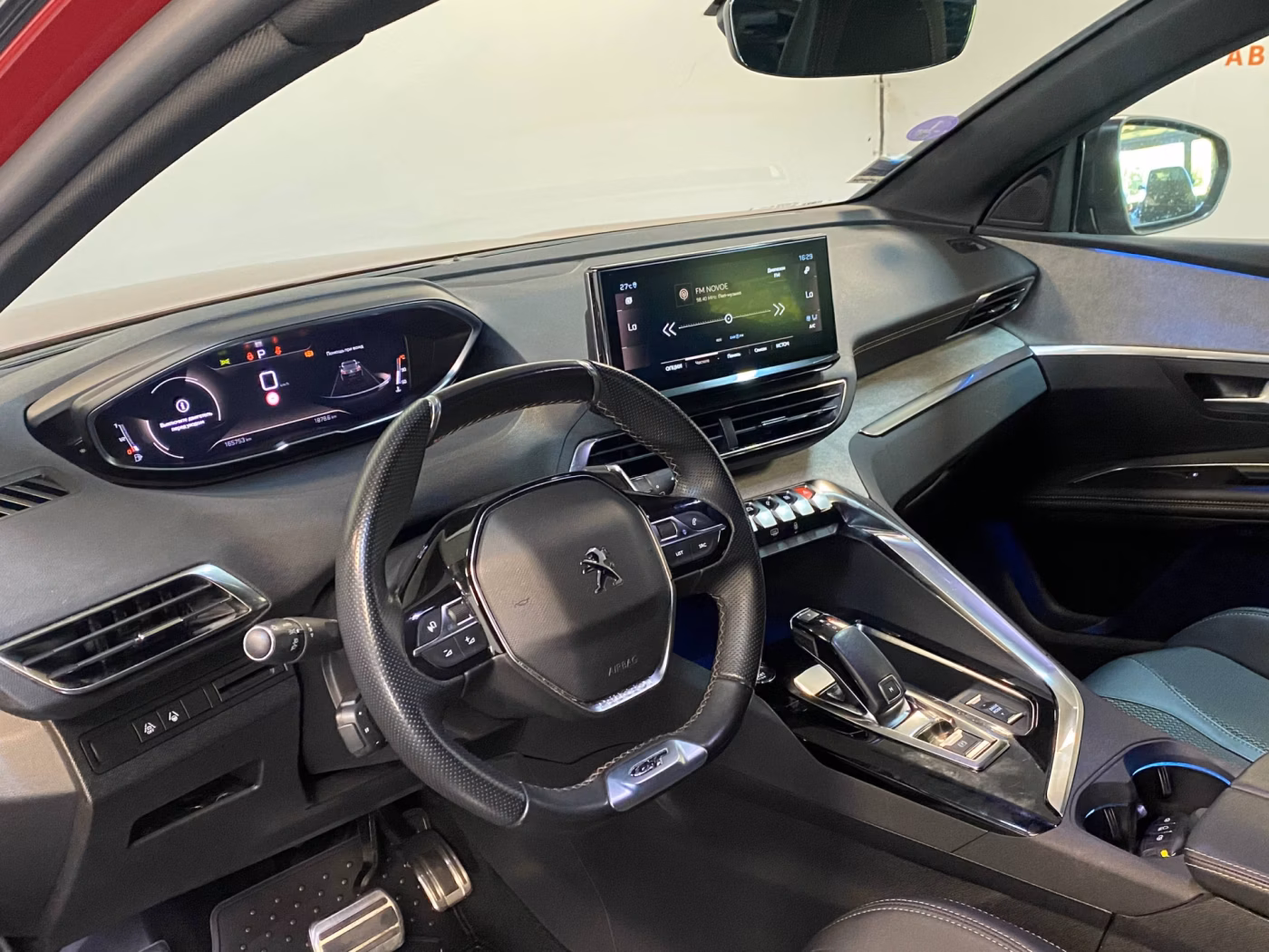 Peugeot 3008 фото 8