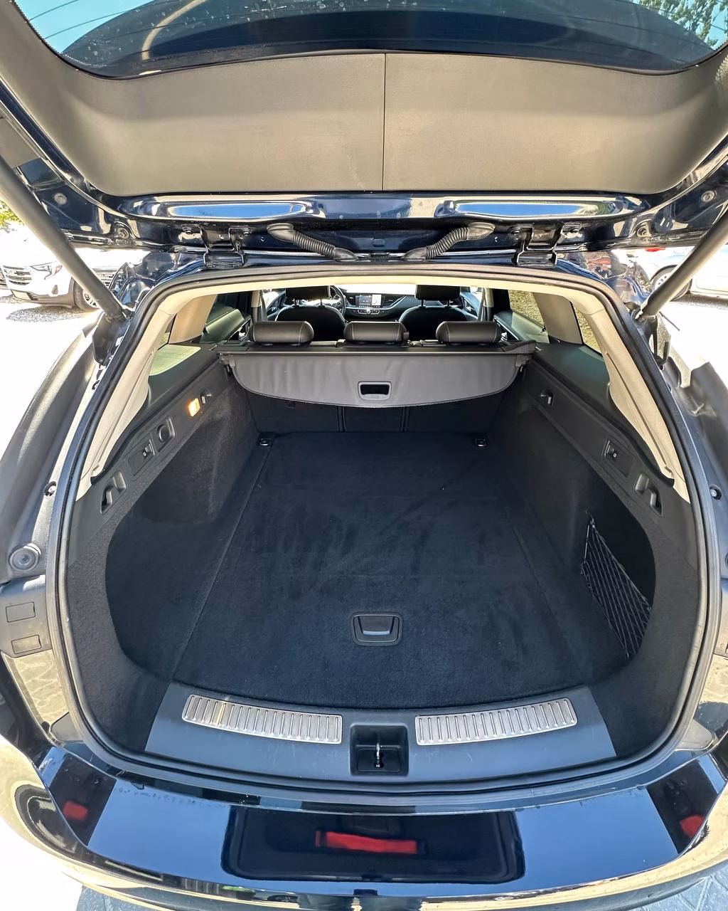 Opel Insignia фото 15