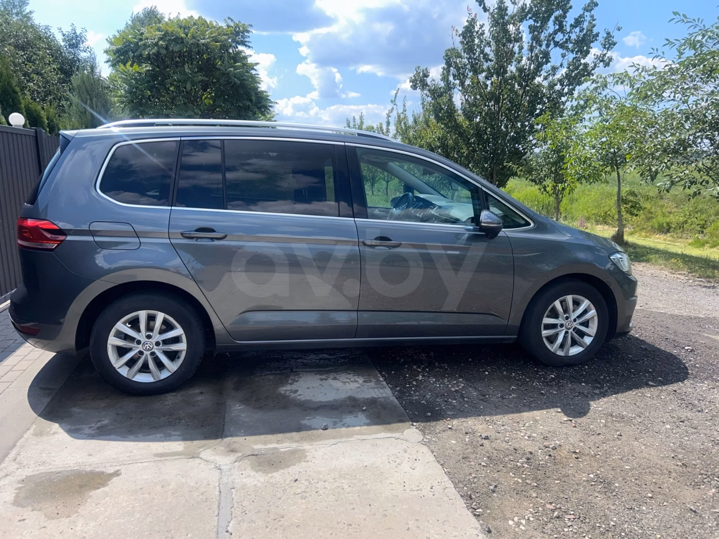 Volkswagen Touran фото 9