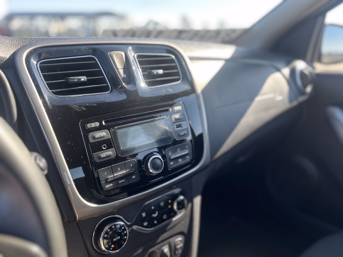 Renault Sandero Stepway фото 17