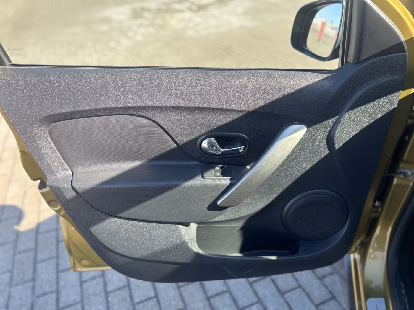 Renault Sandero Stepway фото 11
