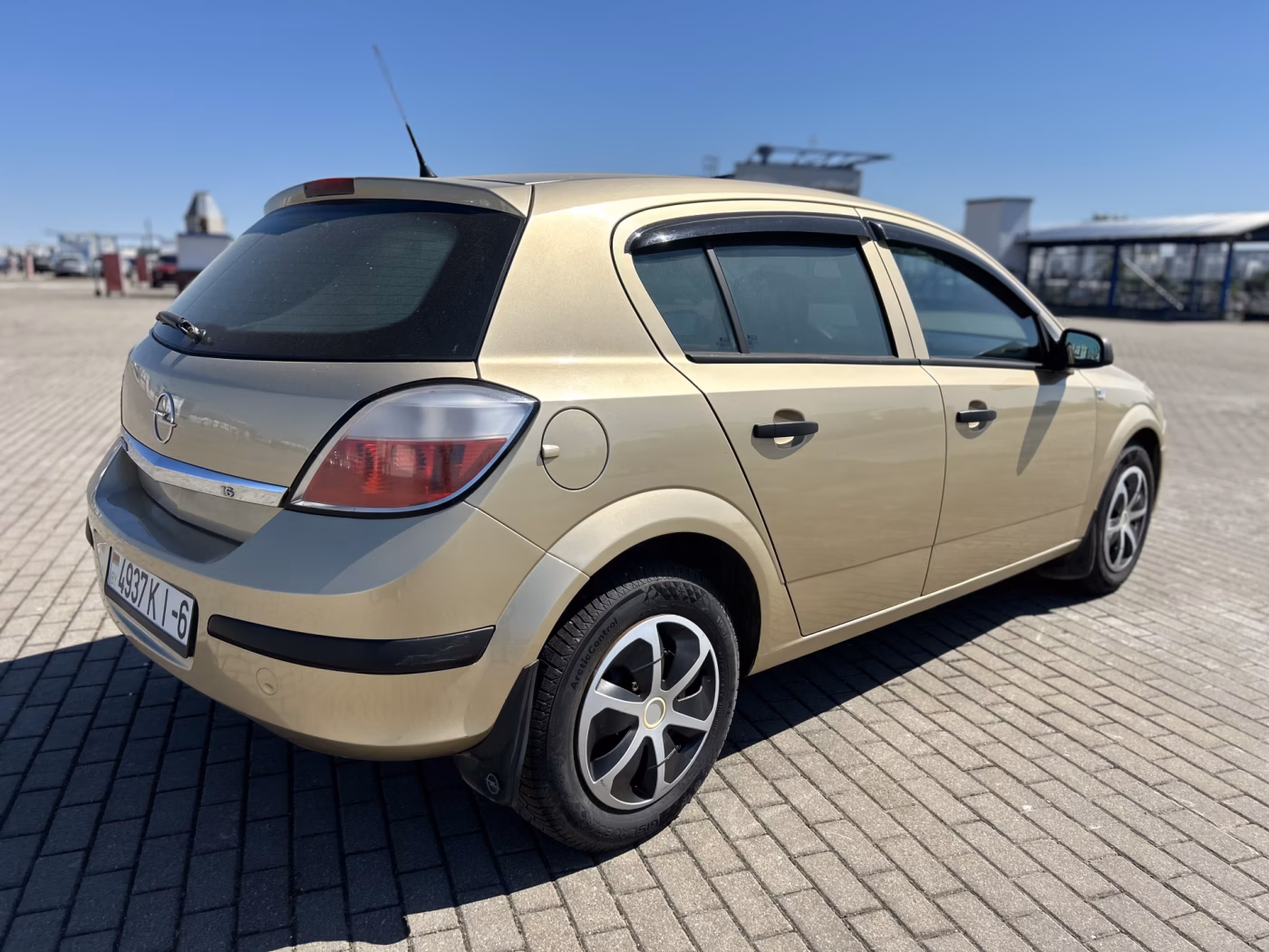 Opel Astra фото 5
