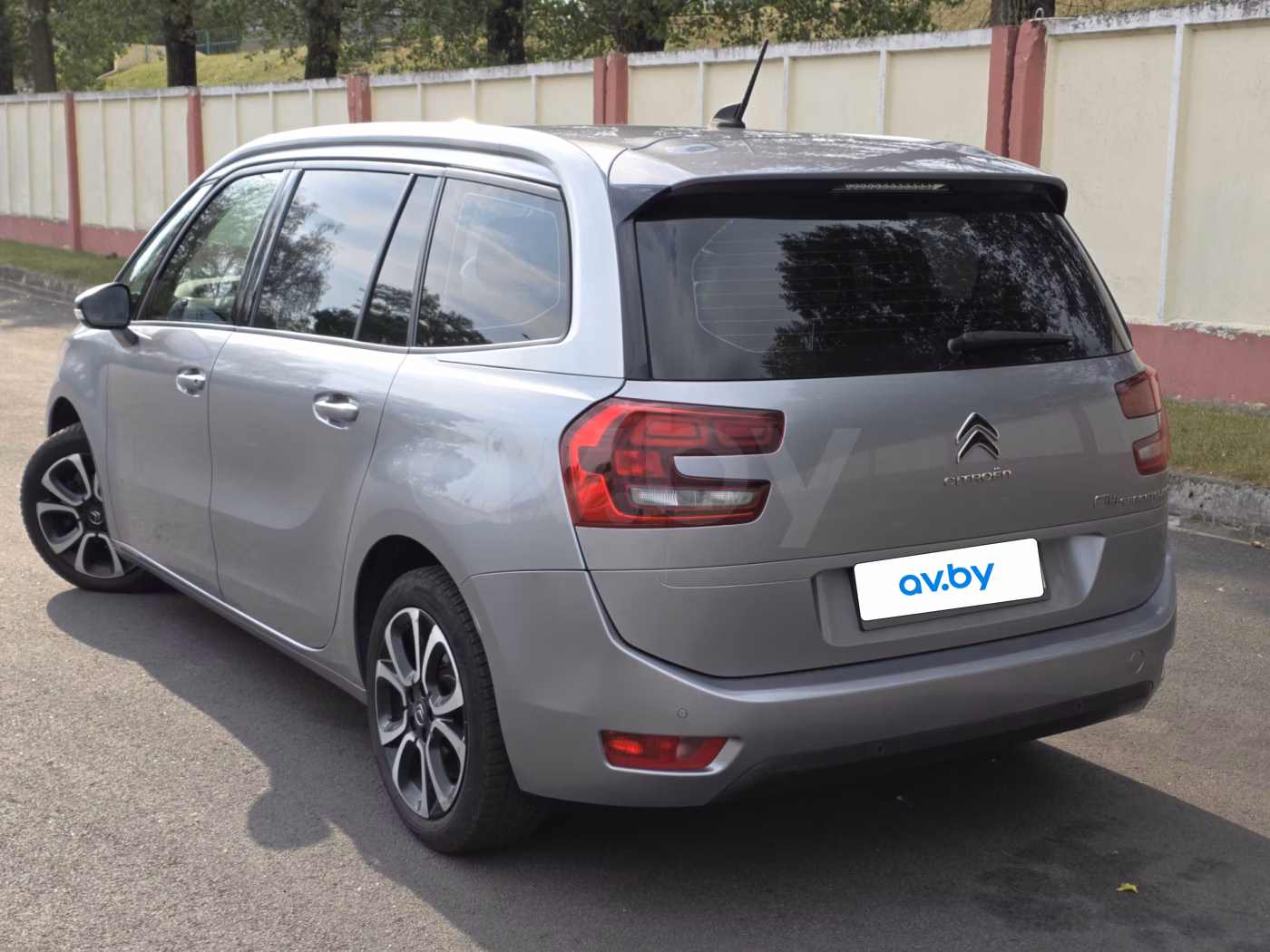 Citroen C4 Grand Spacetourer фото 8
