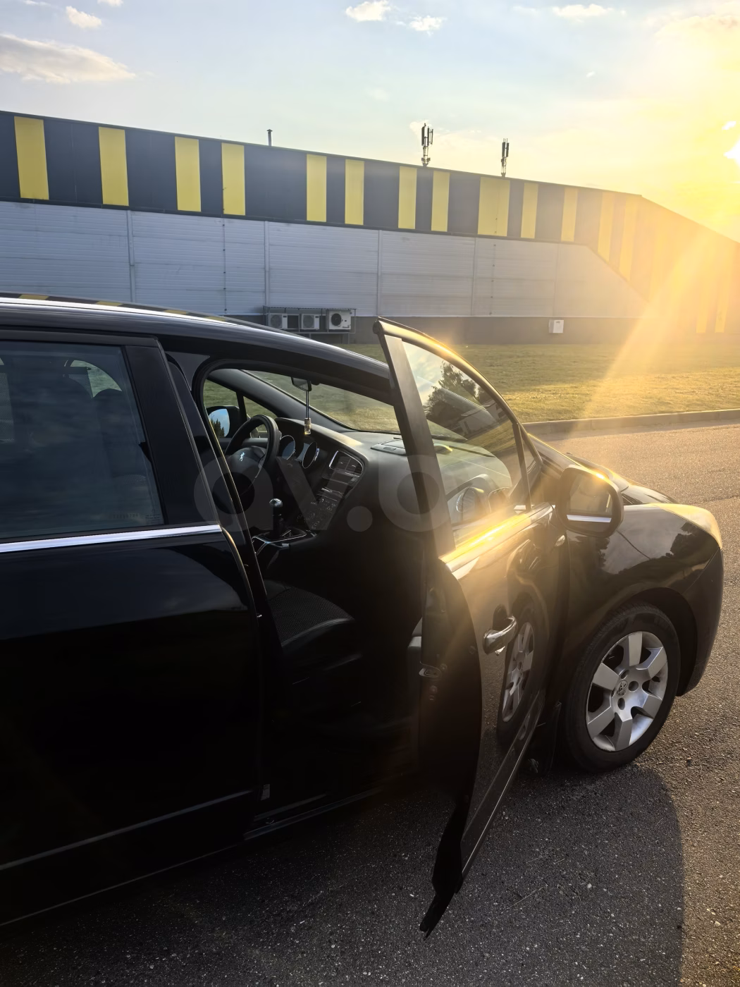 Peugeot 5008 фото 3