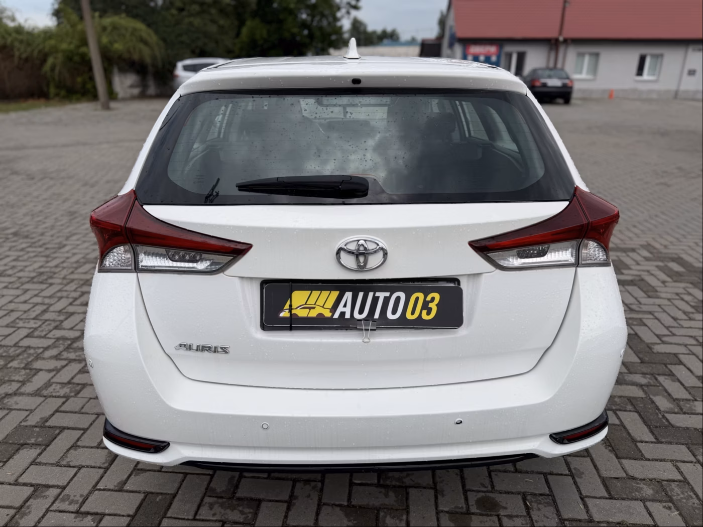 Toyota Auris фото 5