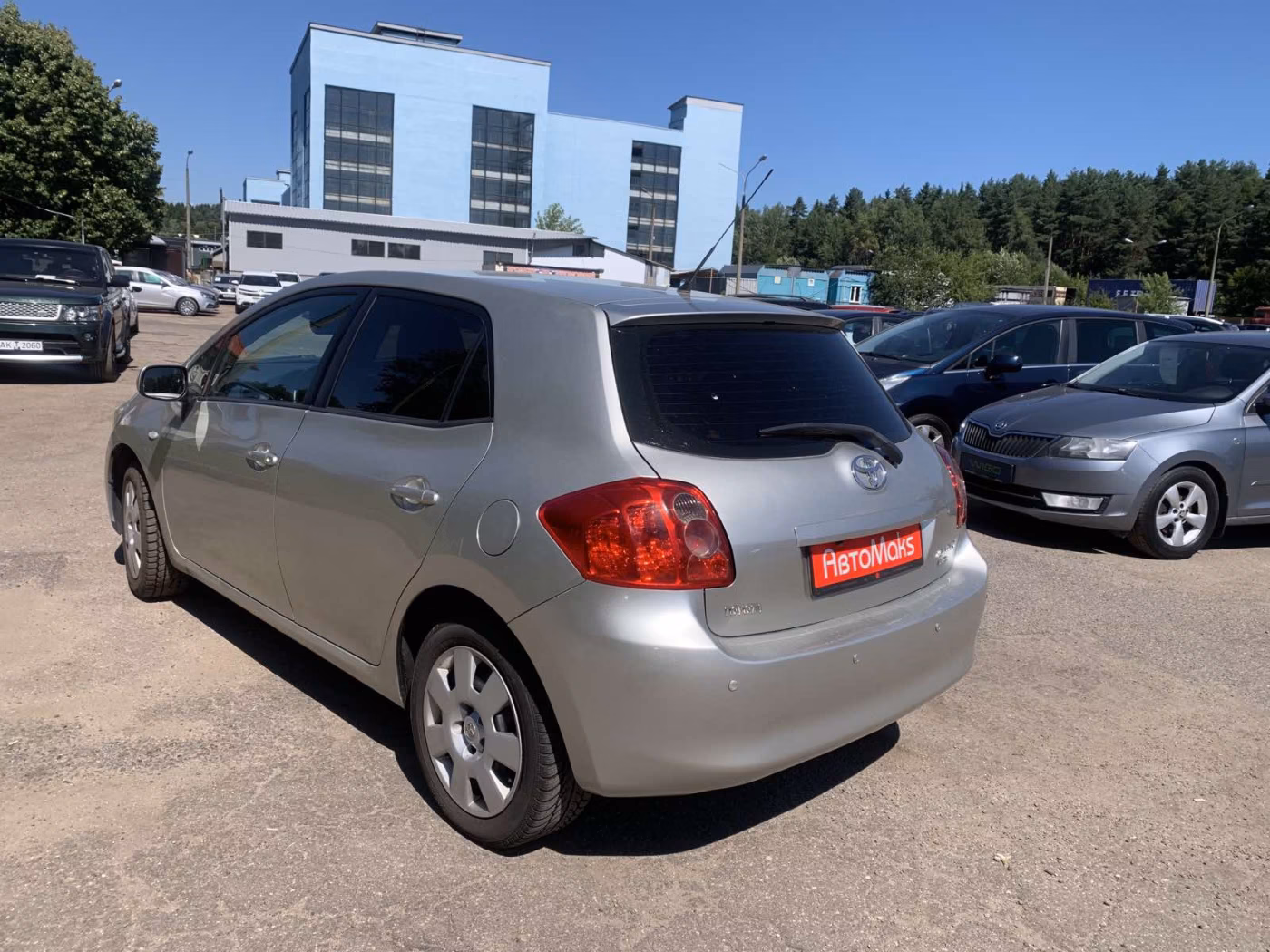Toyota Auris фото 4