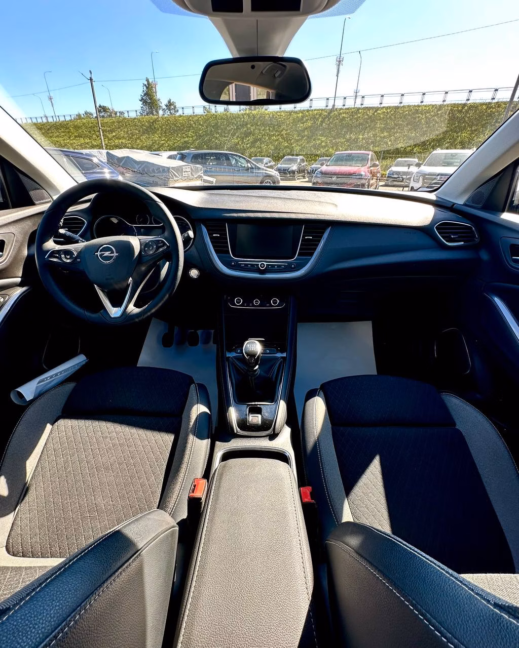 Opel Grandland X фото 9