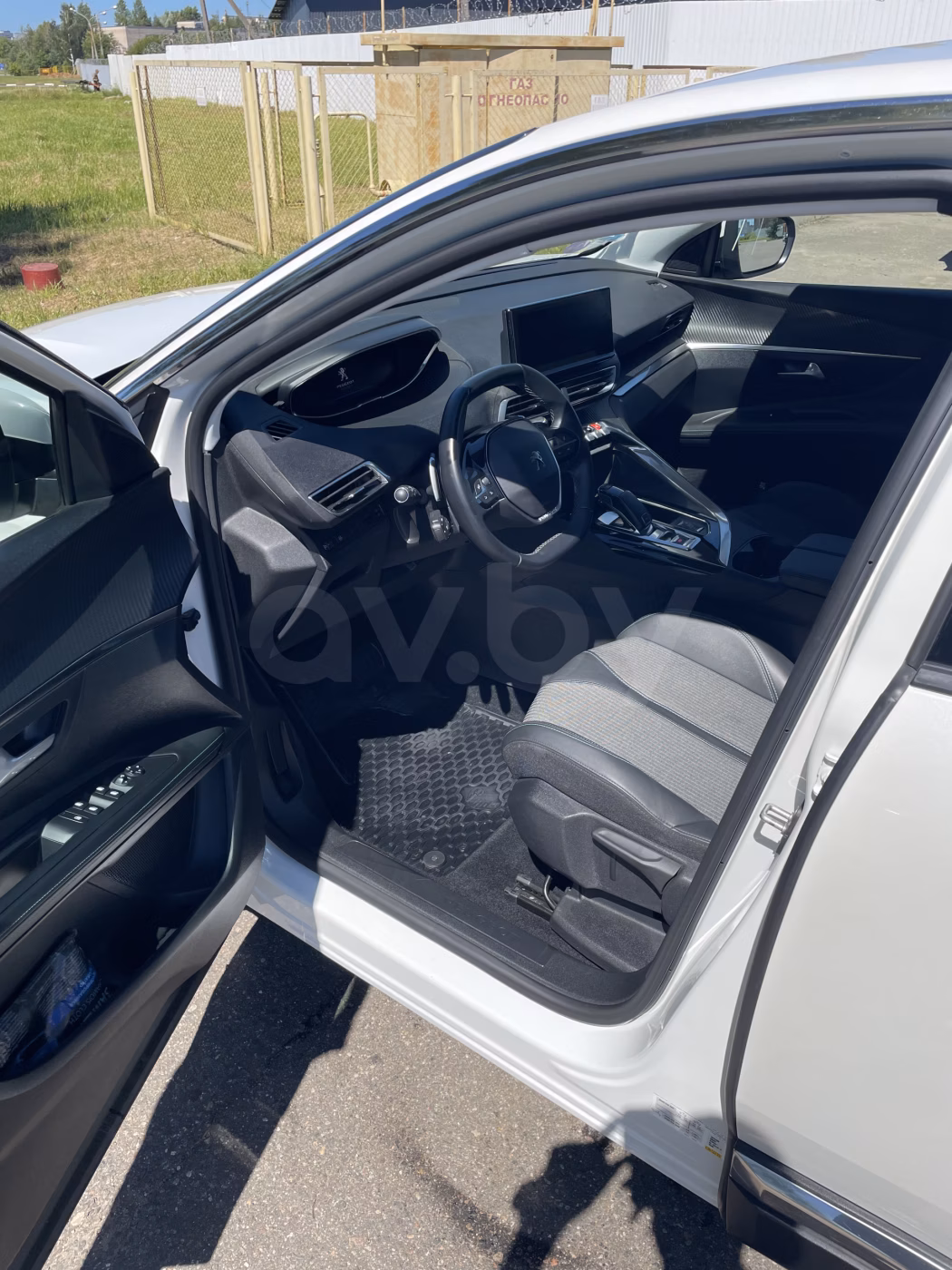 Peugeot 3008 фото 11