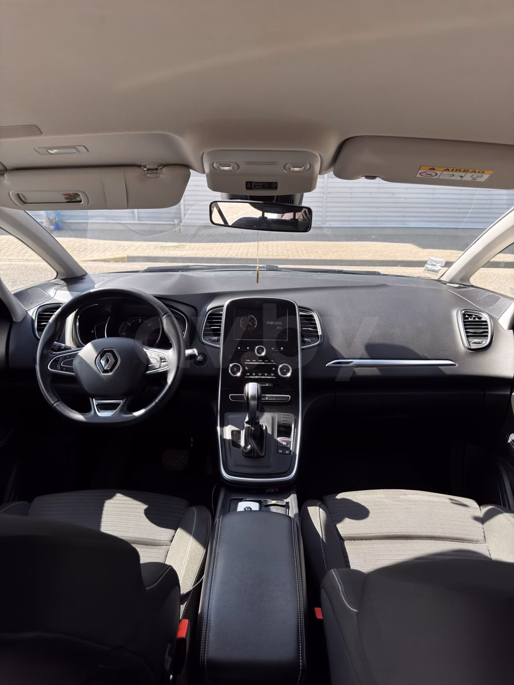 Renault Scenic фото 8