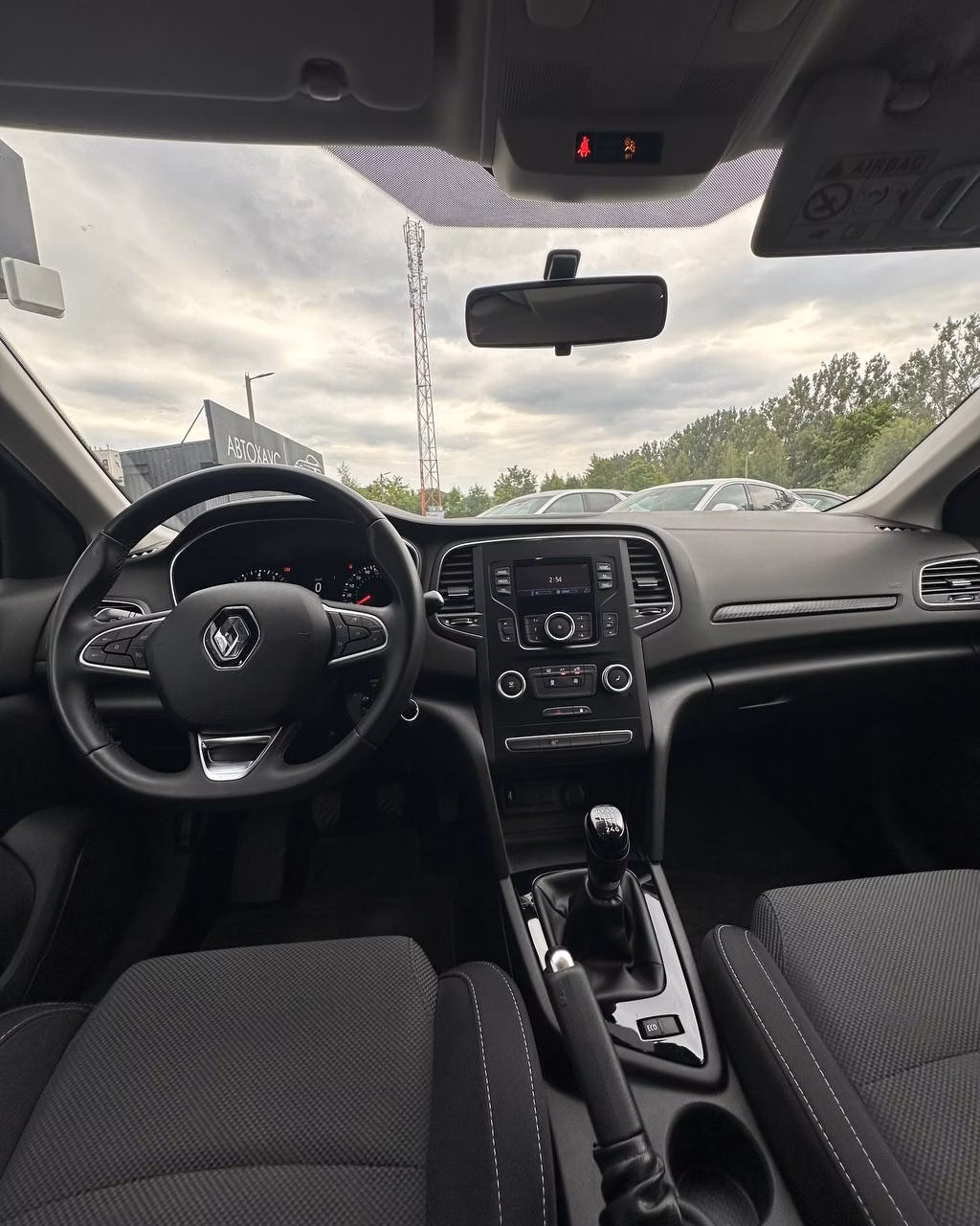 Renault Megane фото 13