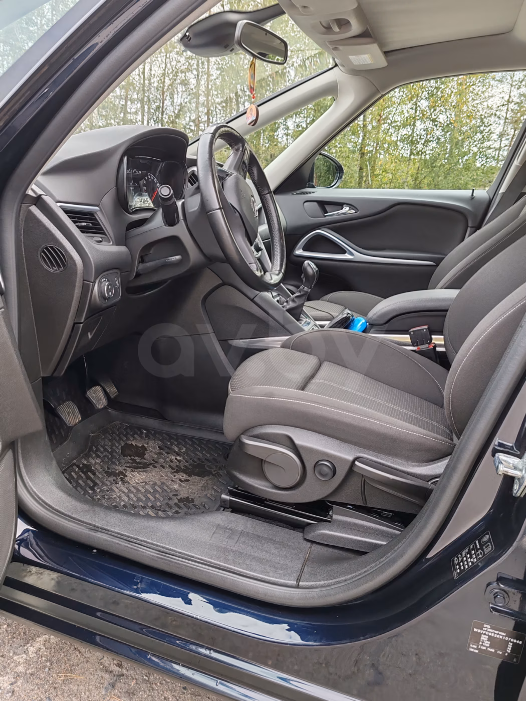 Opel Zafira фото 4